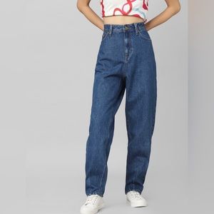 NWOT Women Relaxed Fit High-Rise Stretchable Cotton Jeans